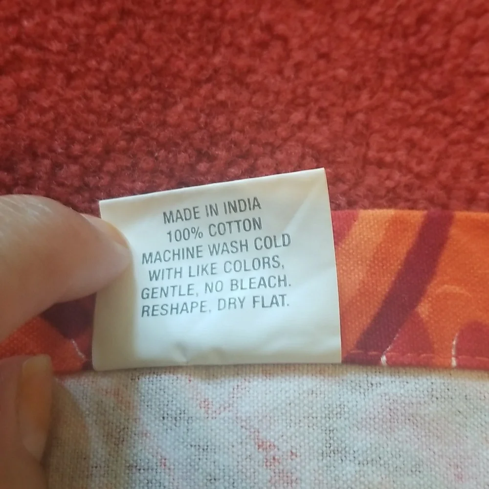 Crate&Barrel napkins and placemats on sale